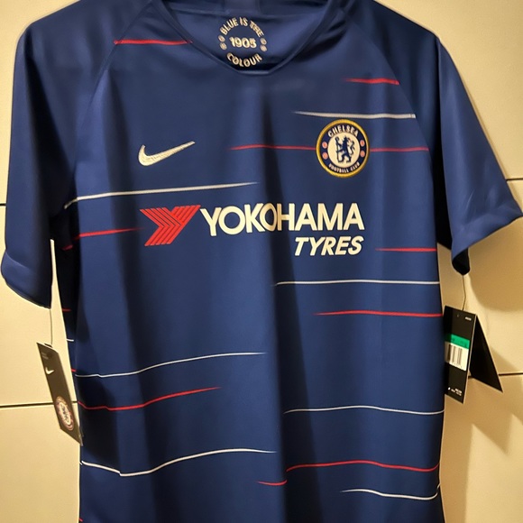 Youth XL Chelsea Jersey from 2019 w/ tags - Picture 1 of 5